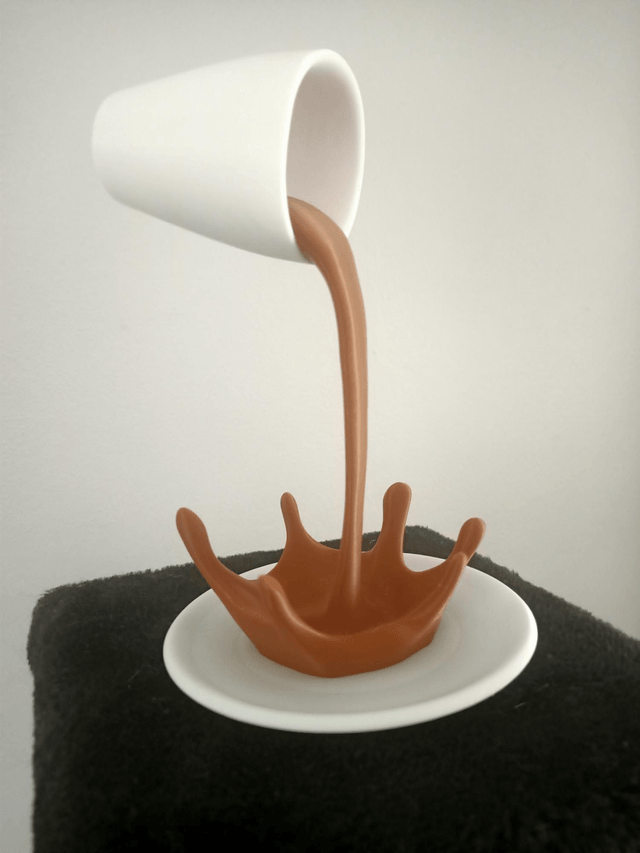 Tasse suspendu 