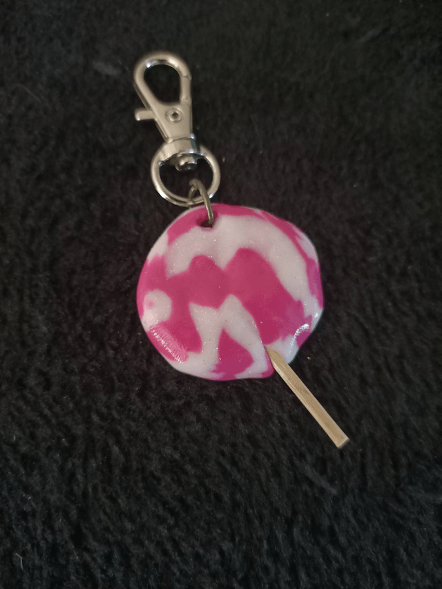 Porte clés SUCETTE ROSE ET BLANCHE