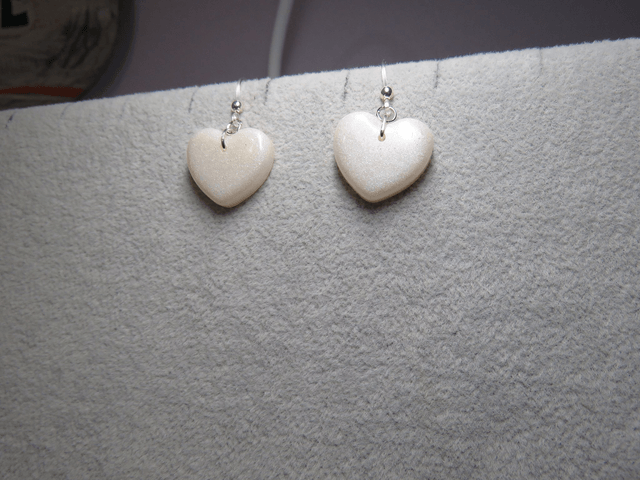Boucles d'oreilles en résine 