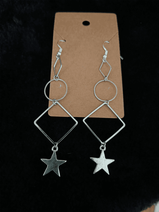 Boucles d&#039;oreilles étoilées 