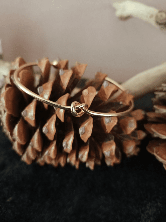 Bracelet doré noeud 