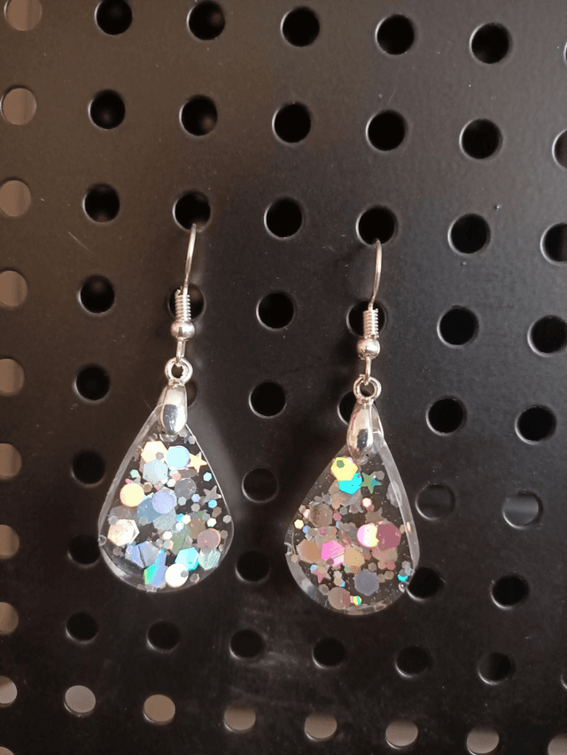 Boucles d&#039;oreilles holographique 