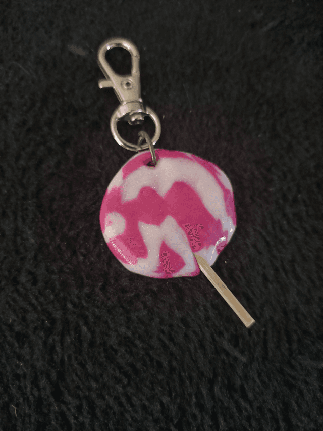 Porte clés SUCETTE ROSE ET BLANCHE