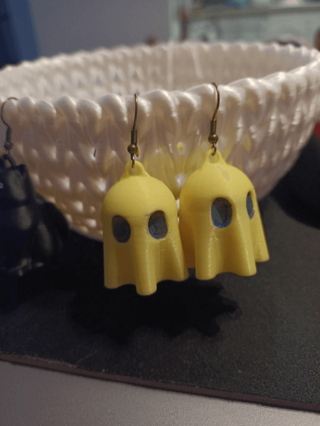 Boucles d&#039;oreilles fantôme phosphorescentes 