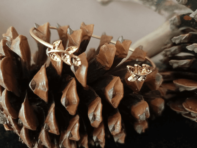 Bracelet doré feuilles 